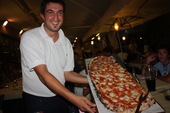 Alessandro Coppari Michele da Ale Senigallia Pizza al metro