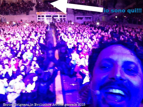 Enrico Brignano selfie Ancona 2015 evolushow