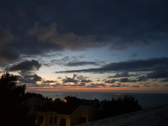 Falconara tramonto dal balcone