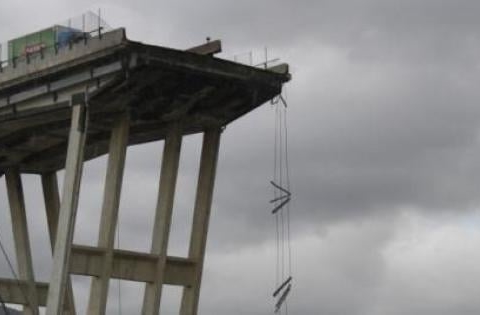 Ponte crollato a Genova