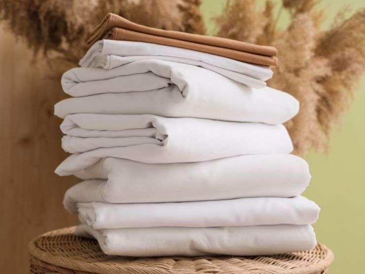 set di lenzuola piegate