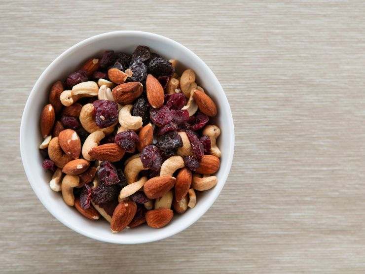 ciotola di frutta secca