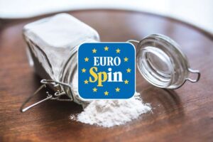 barattolo di farina e logo eurospin